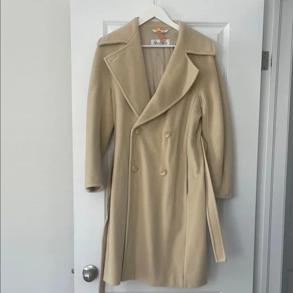 MaxMara Madame Ivory/Beige 100% Wool Coat - Picture 3 of 12